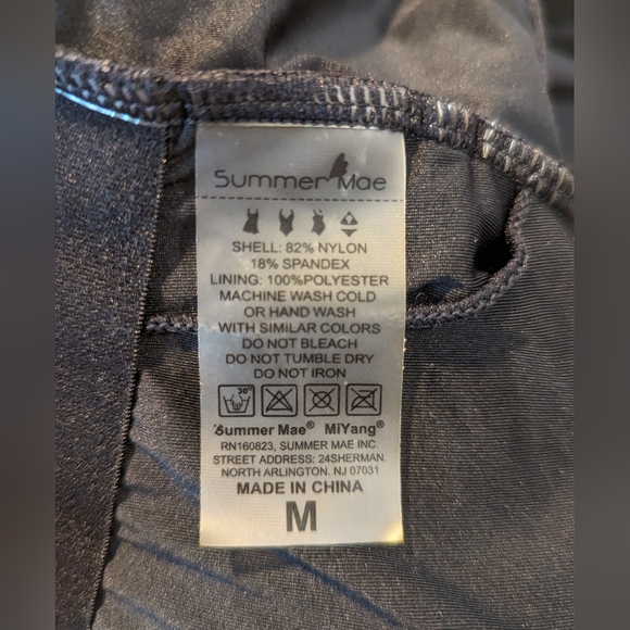 NWT Summer Mae Maternity Black One Piece Swimwear Ruffle One Shouder Size Med - Picture 6 of 7